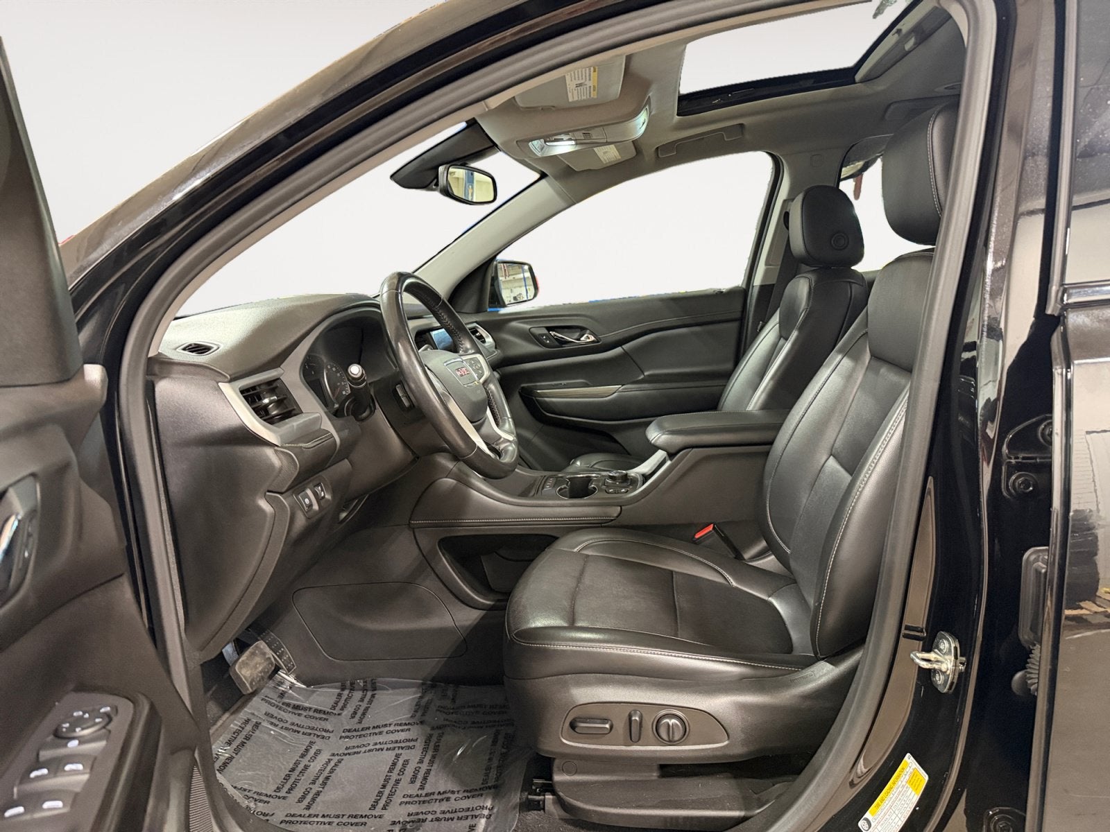 2022 GMC Acadia SLT
