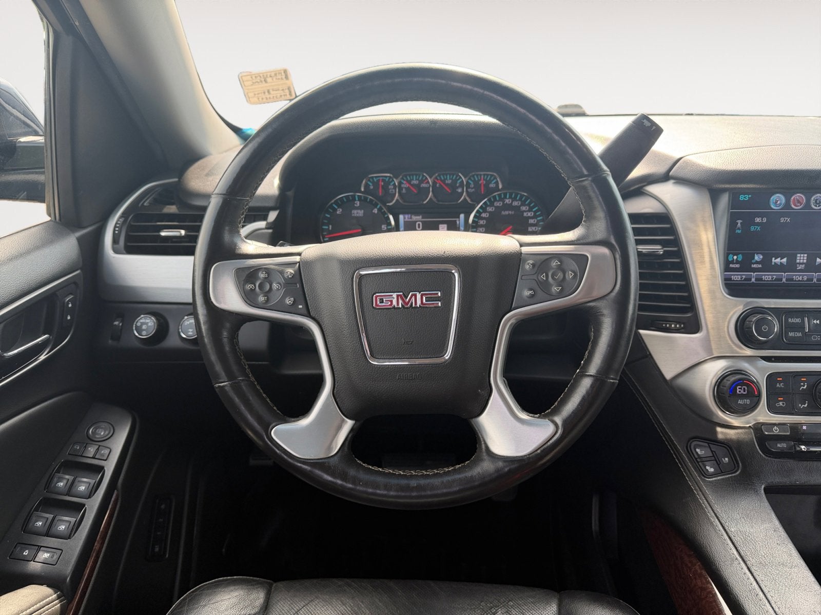 2017 GMC Yukon XL SLT