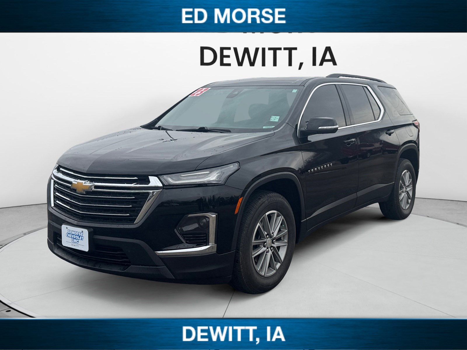 2023 Chevrolet Traverse LT Cloth