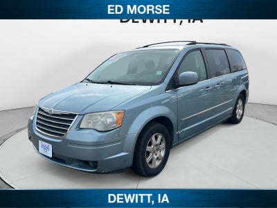 2009 Chrysler Town & Country Touring