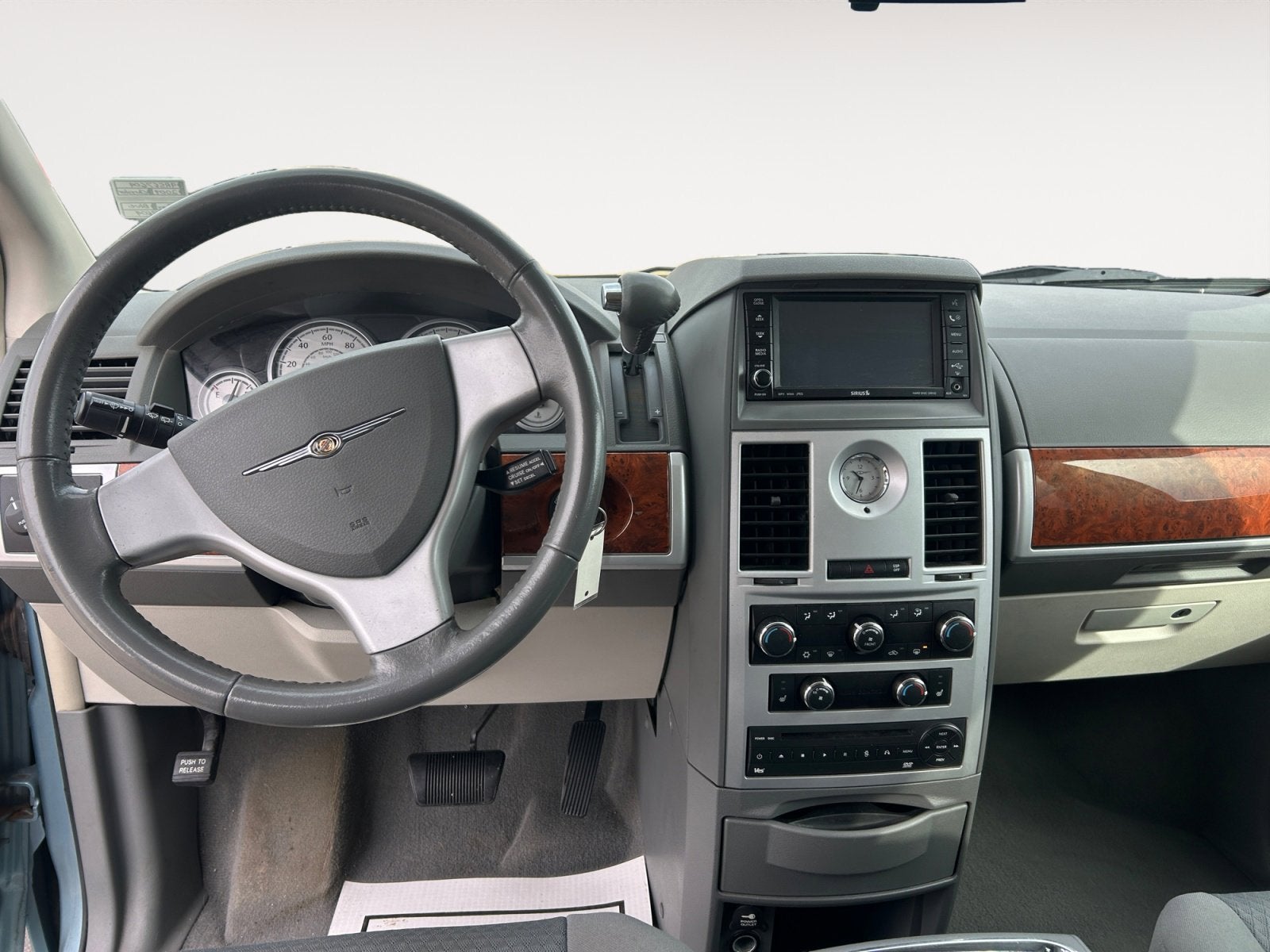 2009 Chrysler Town & Country Touring