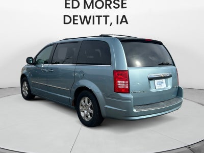 2009 Chrysler Town & Country Touring