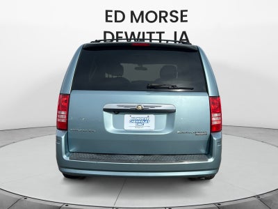 2009 Chrysler Town & Country Touring