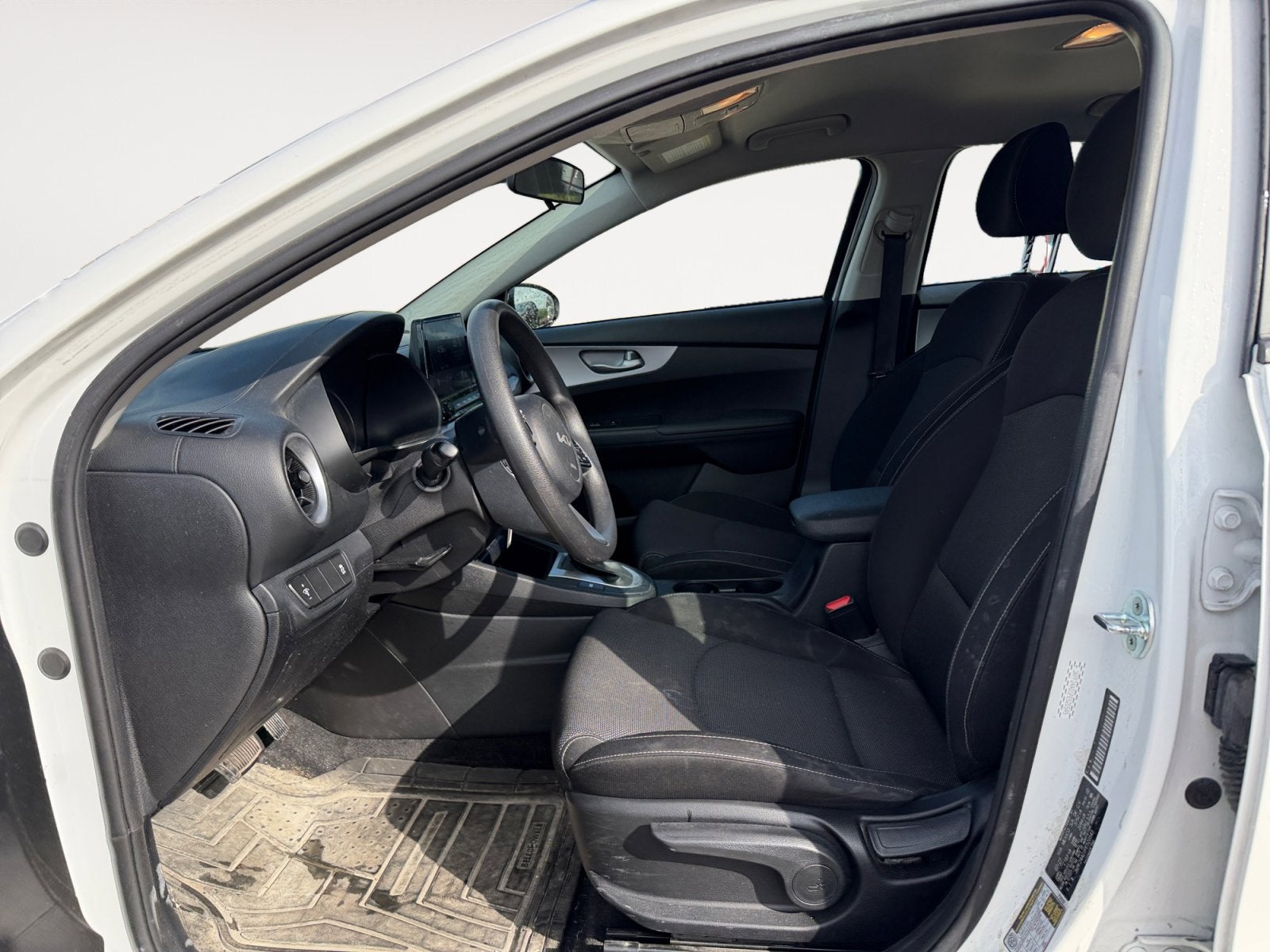2023 Kia Forte LX