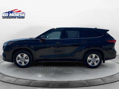 2022 Toyota Highlander LE