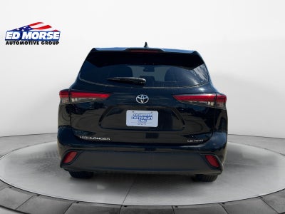 2022 Toyota Highlander LE