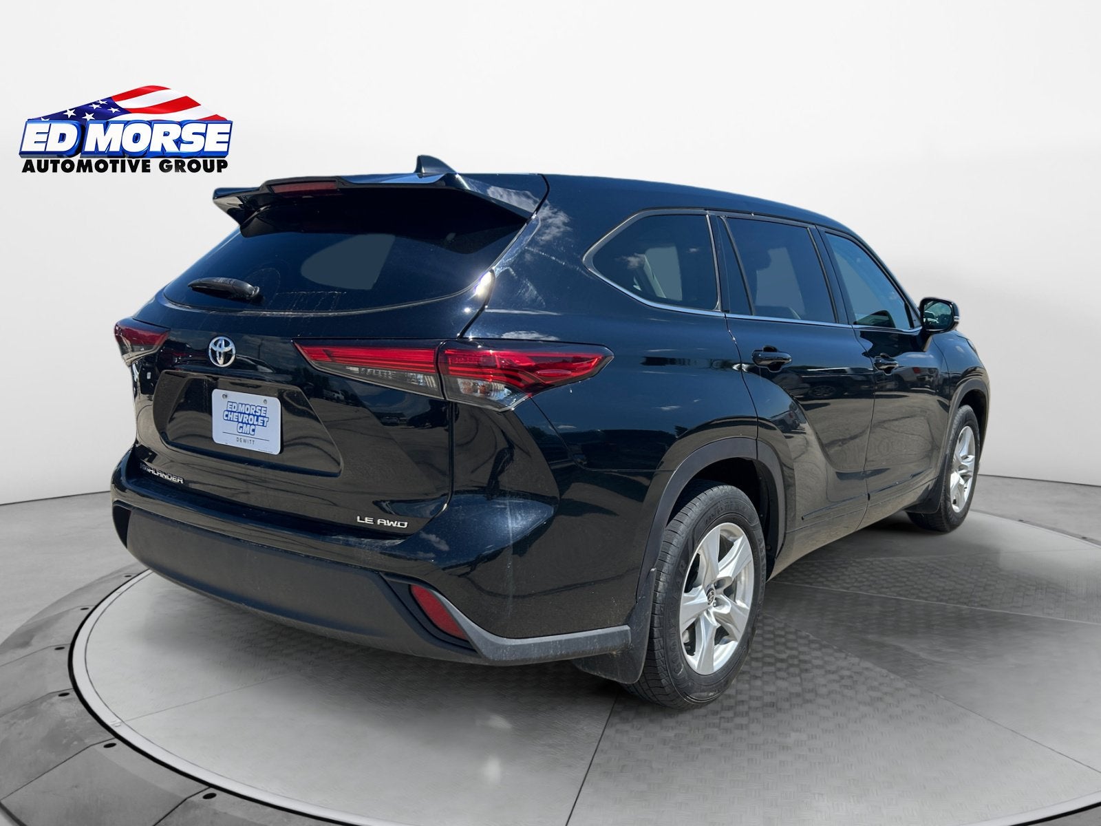 2022 Toyota Highlander LE