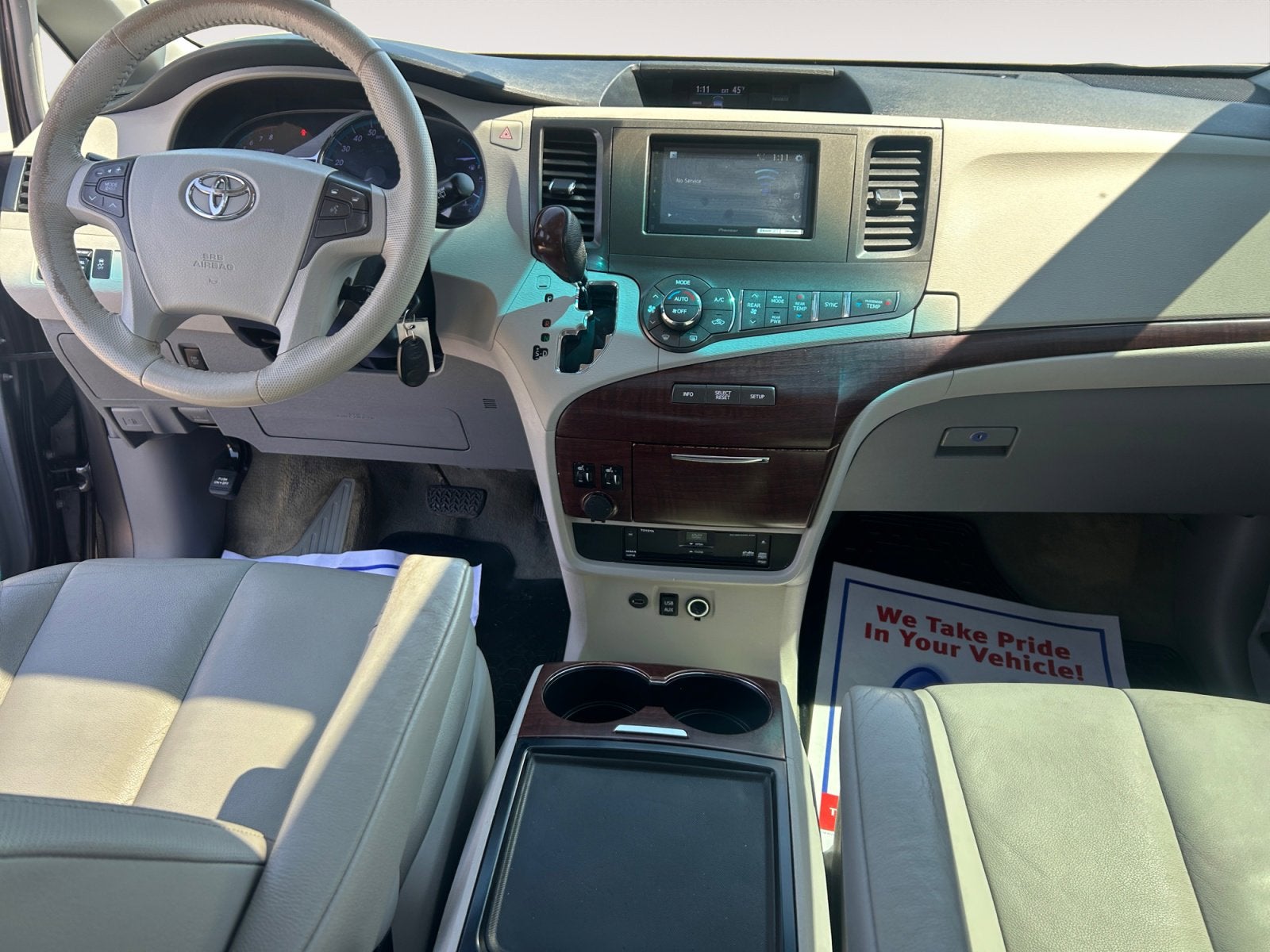 2012 Toyota Sienna XLE