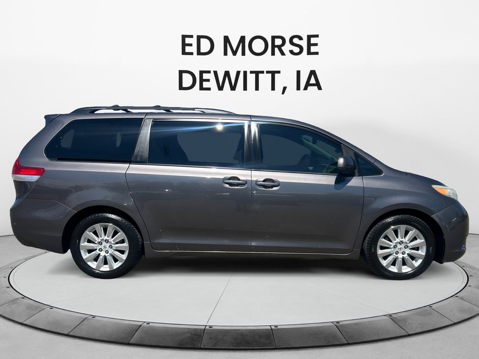 2012 Toyota Sienna XLE