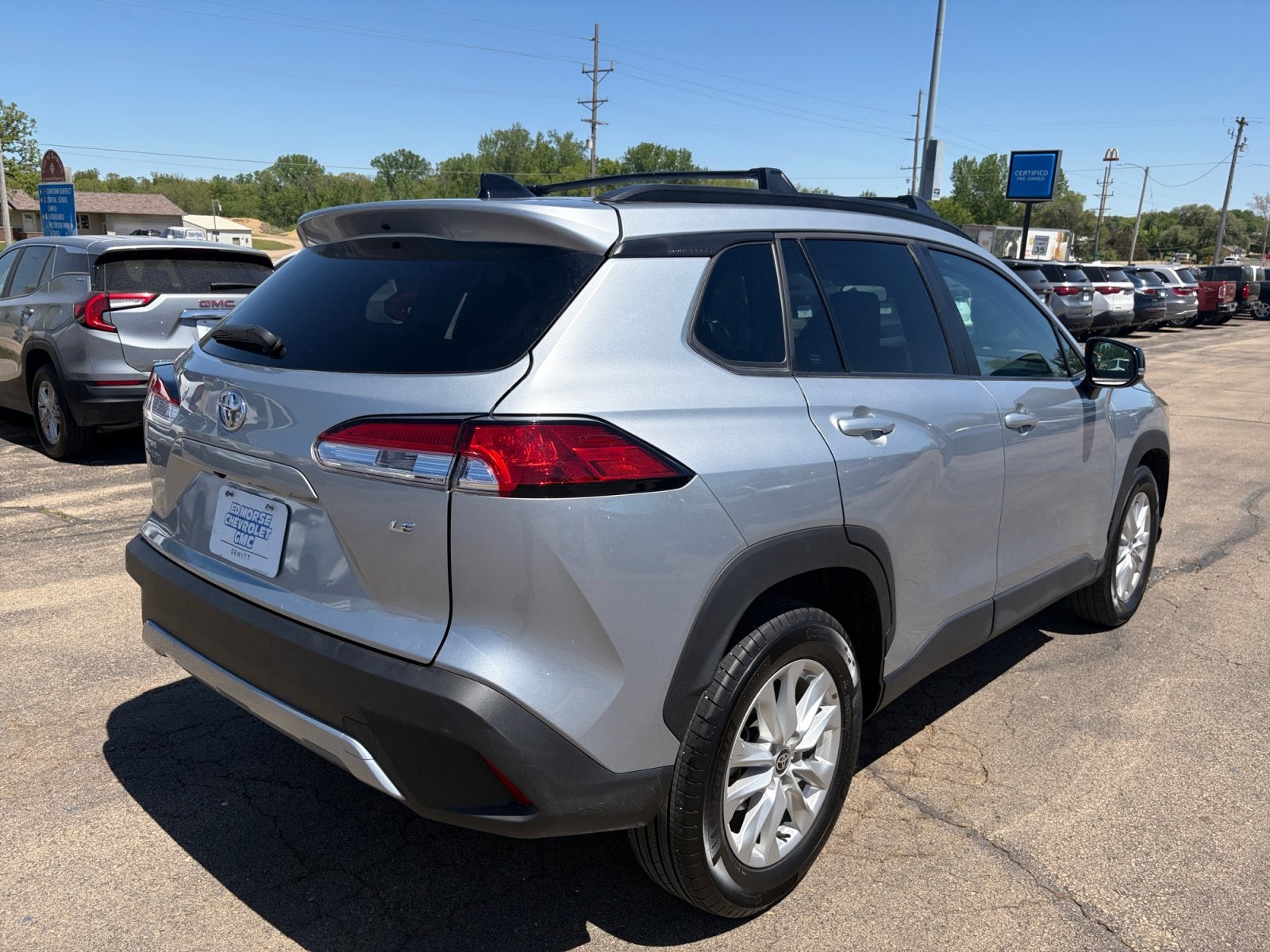 2025 Toyota Corolla Cross LE