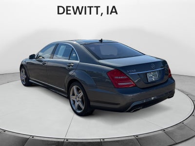 2011 Mercedes-Benz S-Class S 550