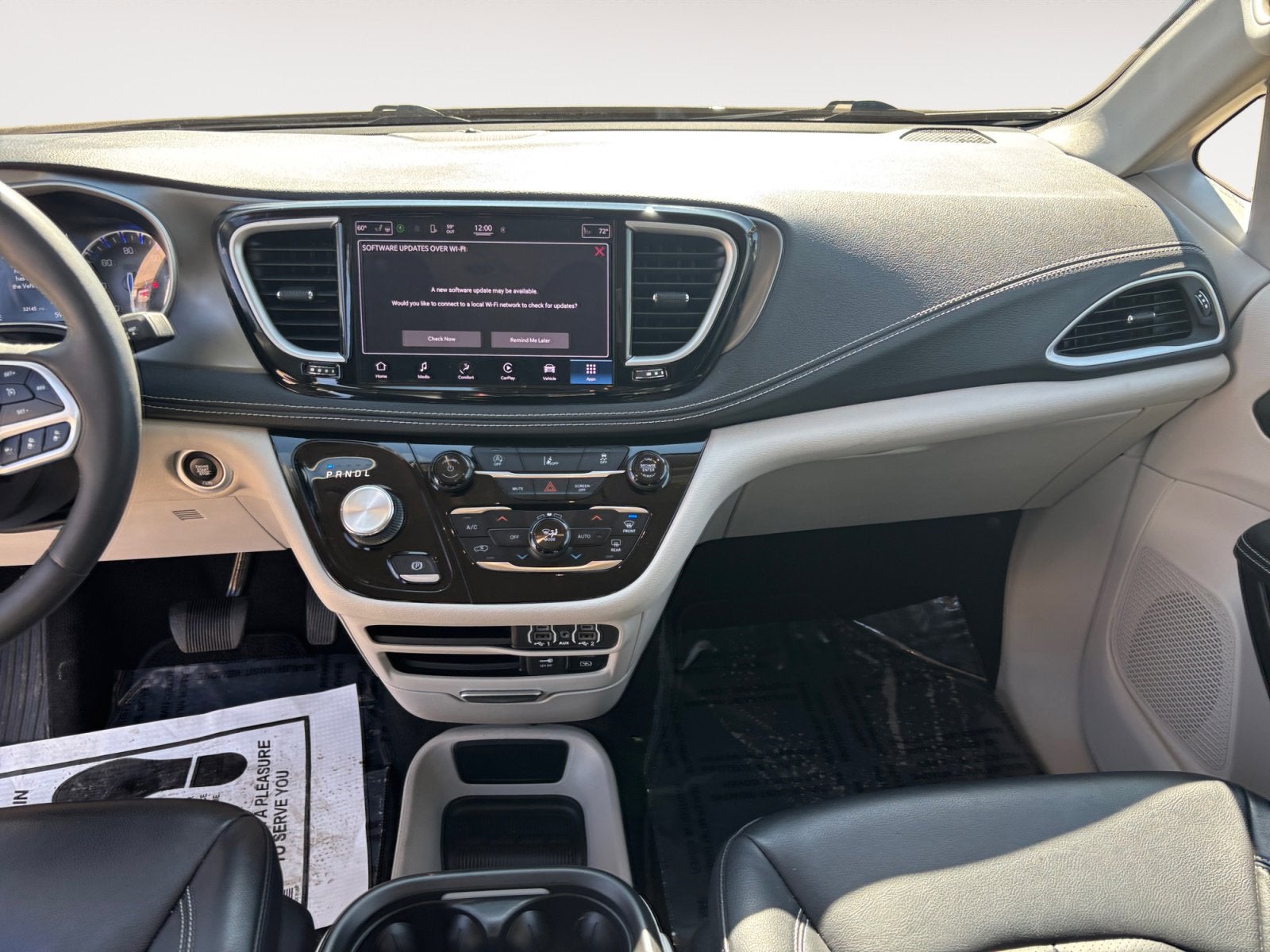2022 Chrysler Pacifica Touring L