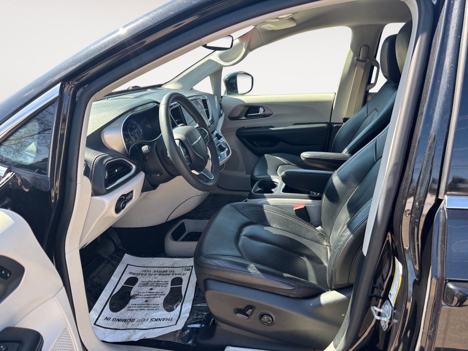 2022 Chrysler Pacifica Touring L