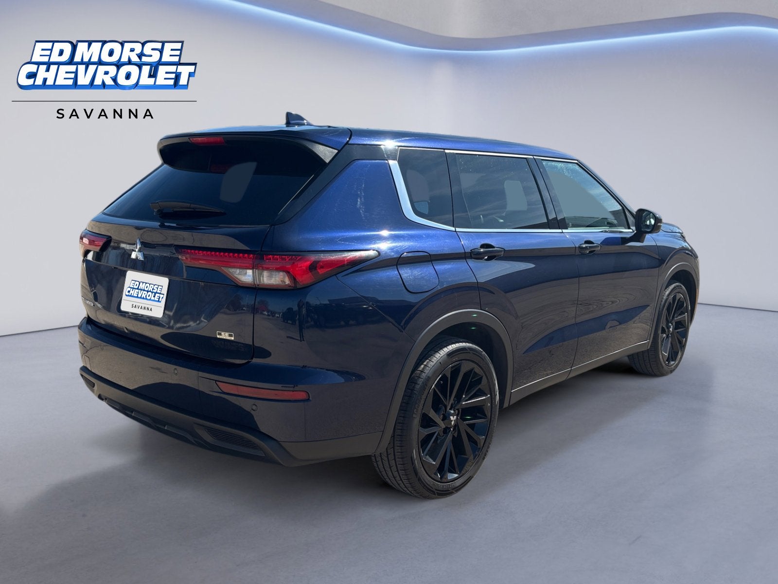 2023 Mitsubishi Outlander SE